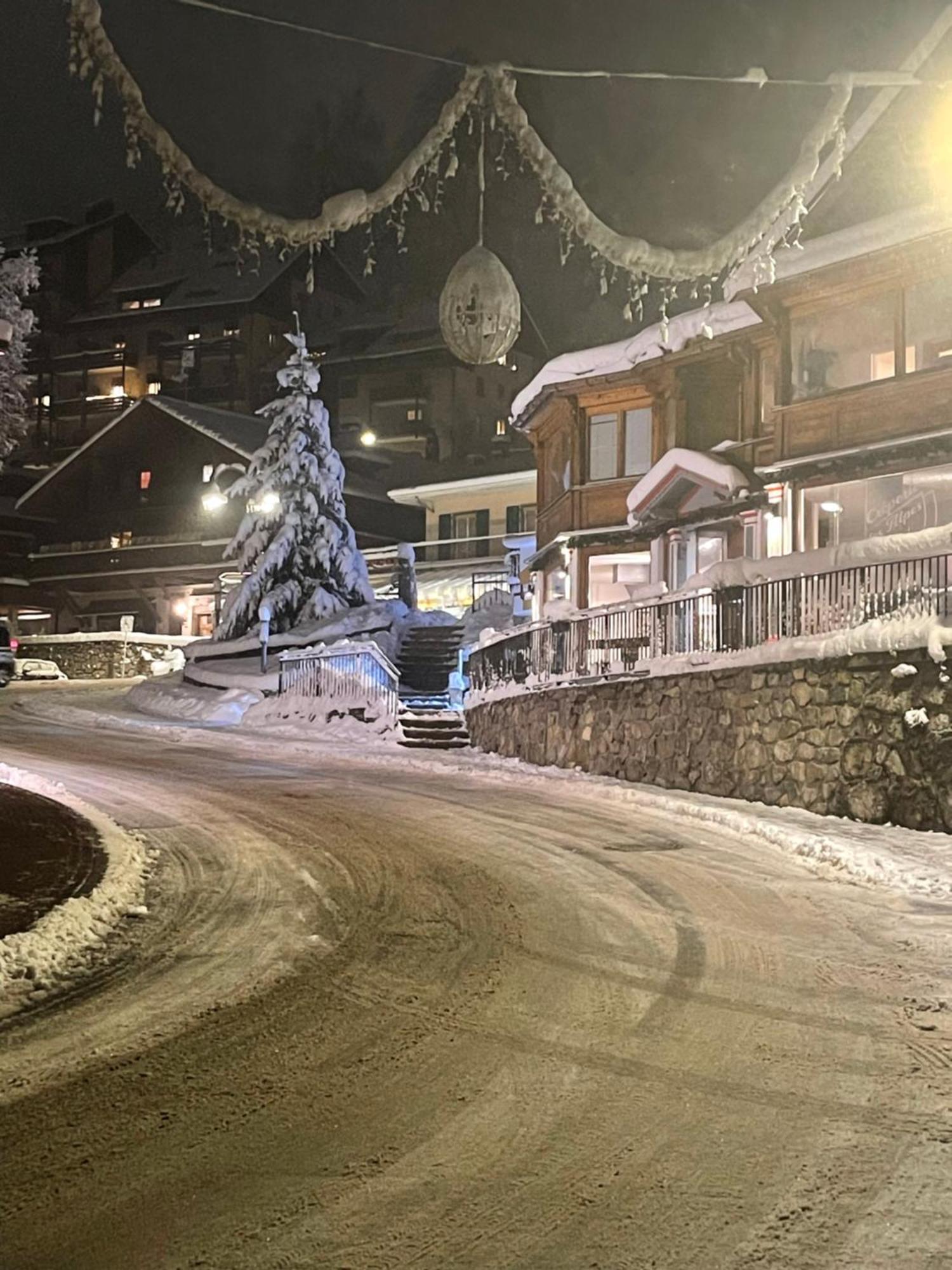Charmant Appartement Au Vagabond Leysin Exterior photo